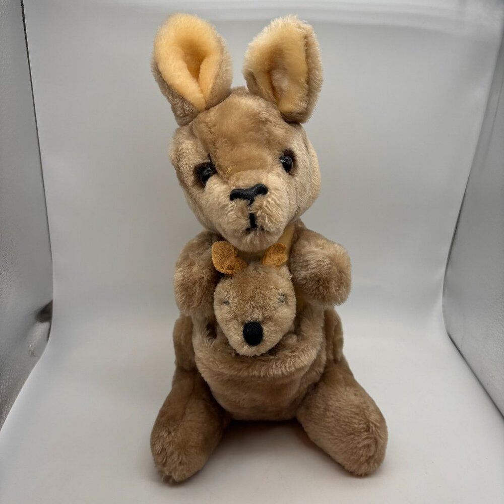 Vintage Dakin Nature Babies Cally Kangaroo Mom & Baby Joey 11" Retro Plush 1982